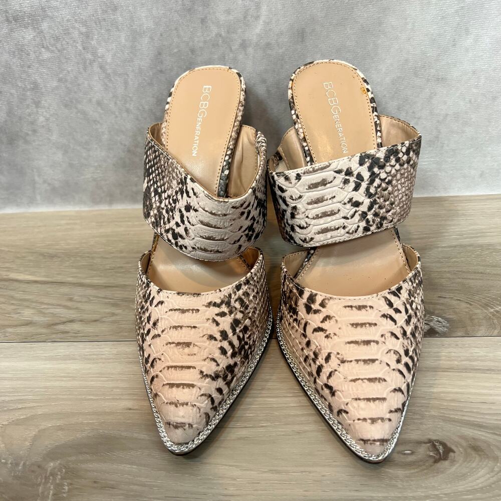 Women's BCBG Snake Skin Mule Size Size 8 - Picture 3 of 8